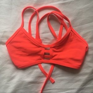 Jolyn Lava tomcat top